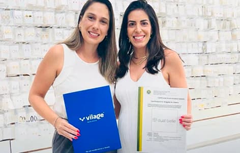 Entrega de certificado de marca Dual Belle
