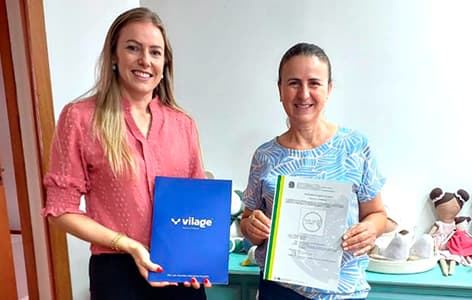Entrega de certificado de marca&nbsp;FLOR DE LINHO ATELIER